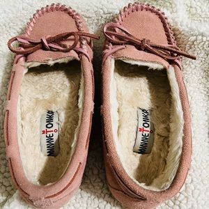 Pink Minnetonka Womens moccasins